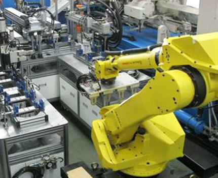 機械手在醫(yī)療行業(yè)抓取上物料的應用